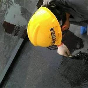 上海崔烨房地产中介服务有限公司员工在施工